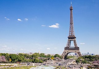 Paris Travel Guide